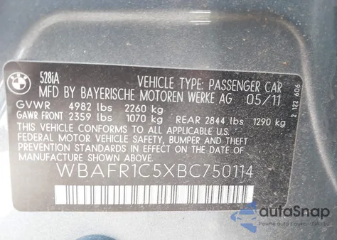 2011 BMW 528 z USA, uszkodzony, nr VIN WBAFR1C5XBC750114